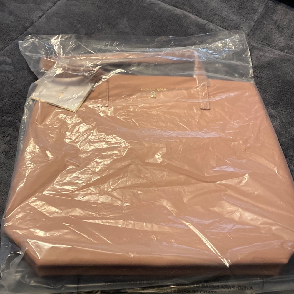 Michael Kors soft pink travel tote